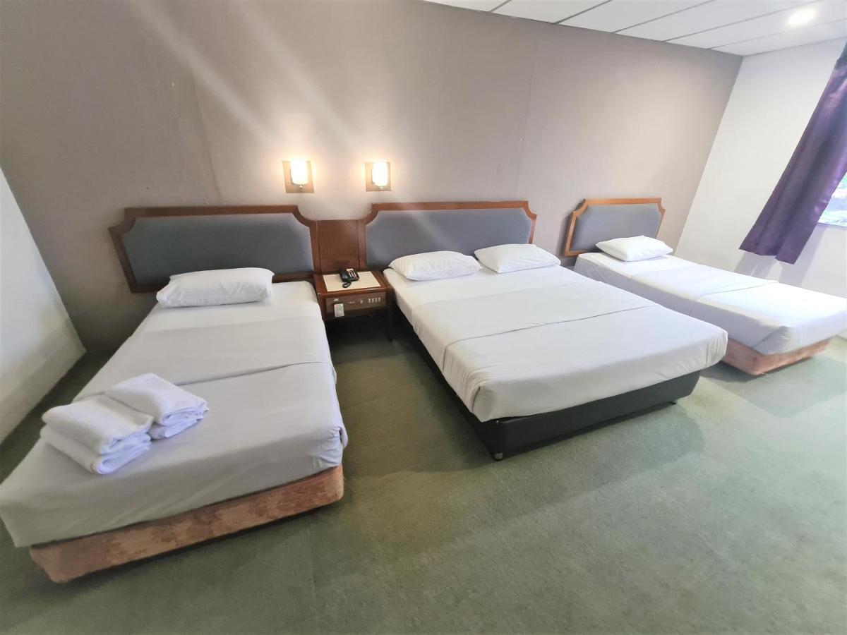 Anika Inn - Kluang Eksteriør billede