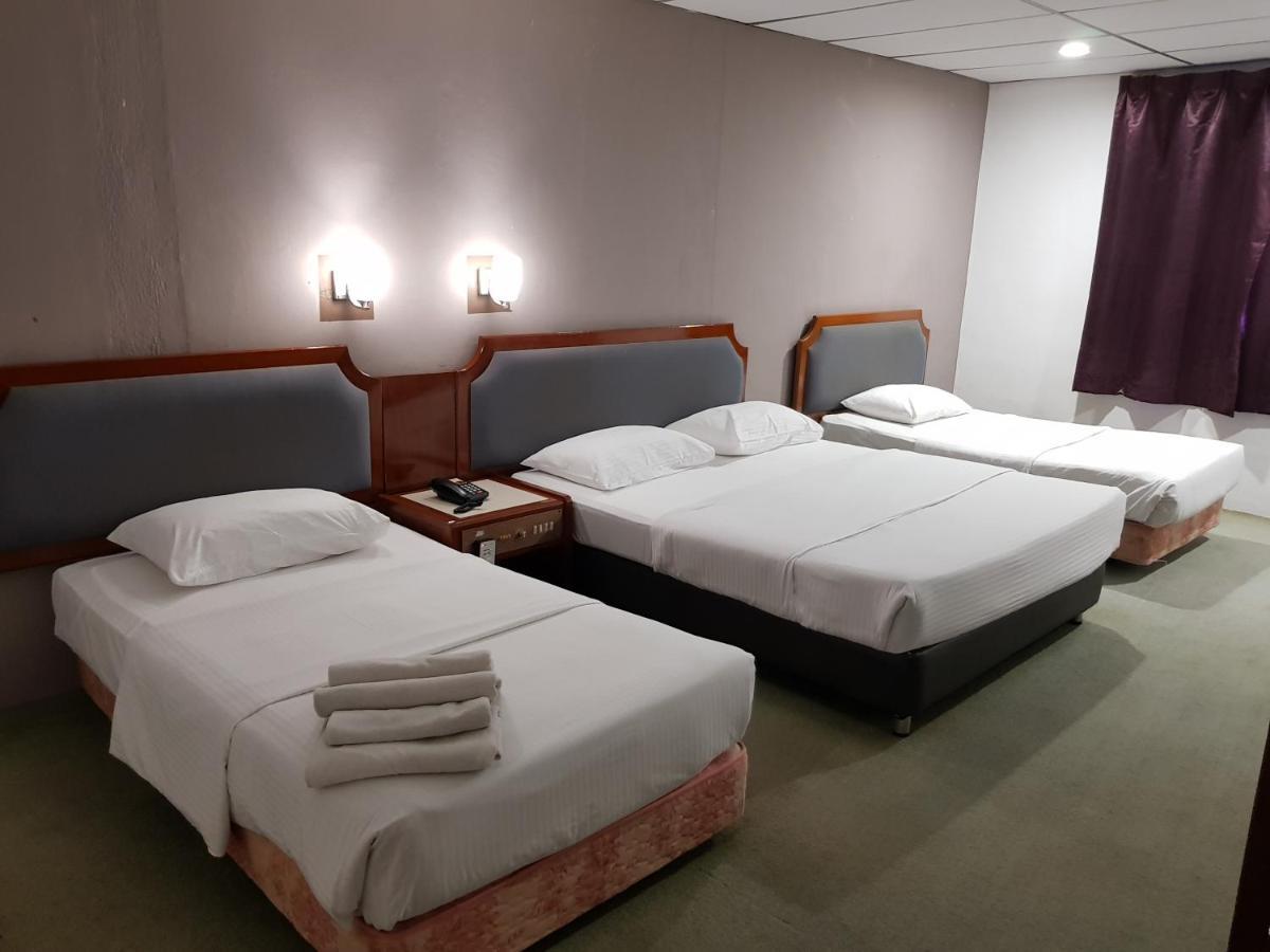 Anika Inn - Kluang Eksteriør billede